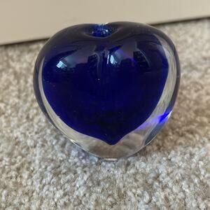 Vintage Cobalt Blue And Clear Art Glass Heart Shaped Posy Bud Vase 3 Inches Tall